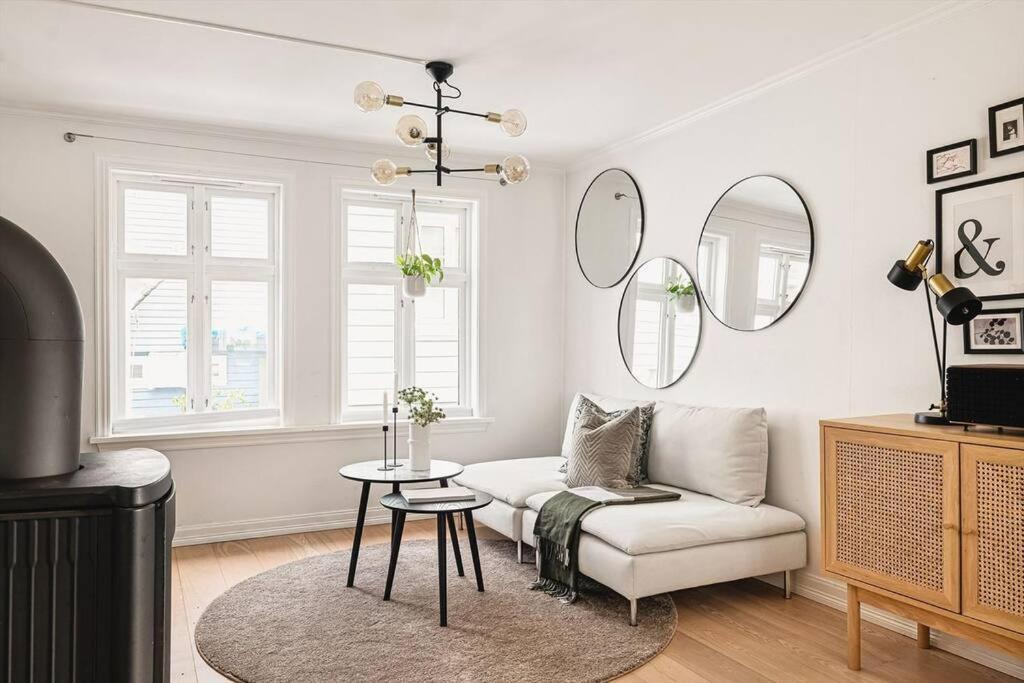 Beautiful Bergen House From 1790 Apartman Kültér fotó